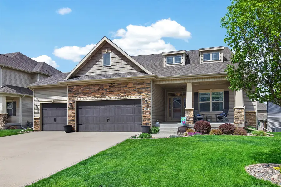 365 NE Fox Run Trail, Waukee, IA 50263 - #2