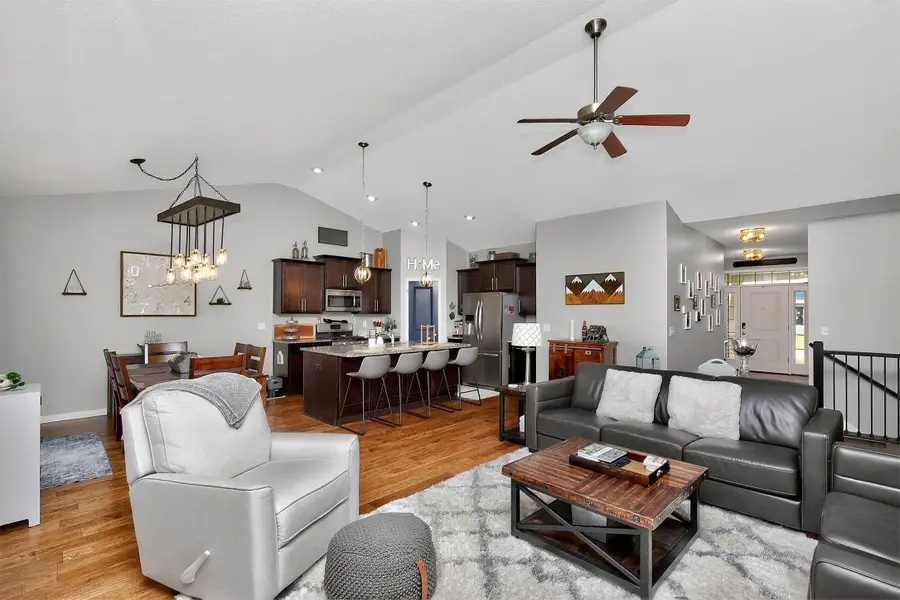 365 NE Fox Run Trail, Waukee, IA 50263 - #3