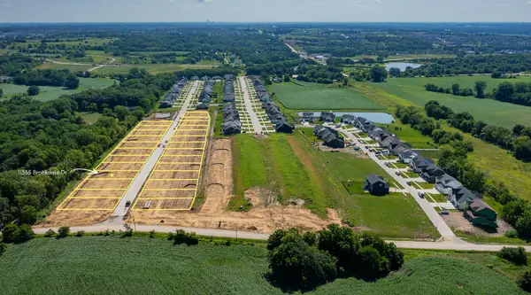 11335 Brookdale Drive, West Des Moines, IA 50263