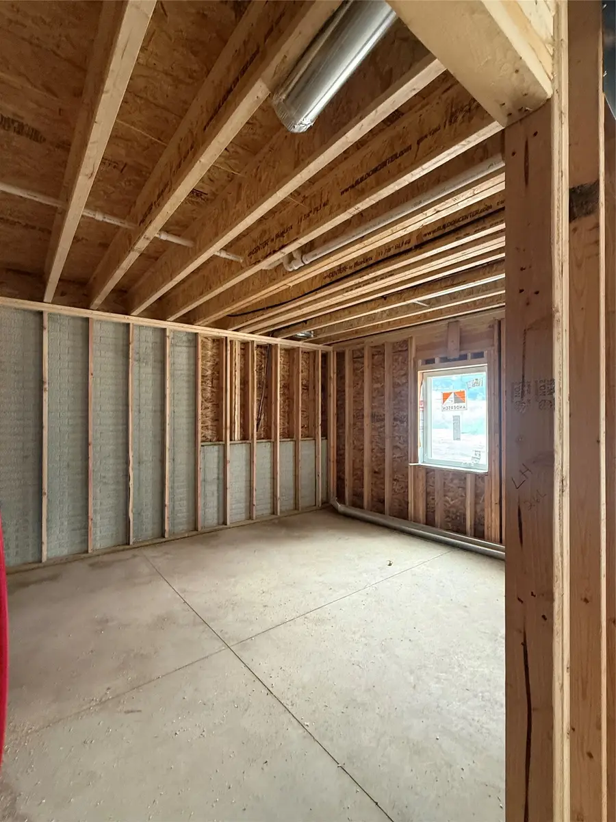 3124 Woodbury Circle, Des Moines, IA 50317 - #3