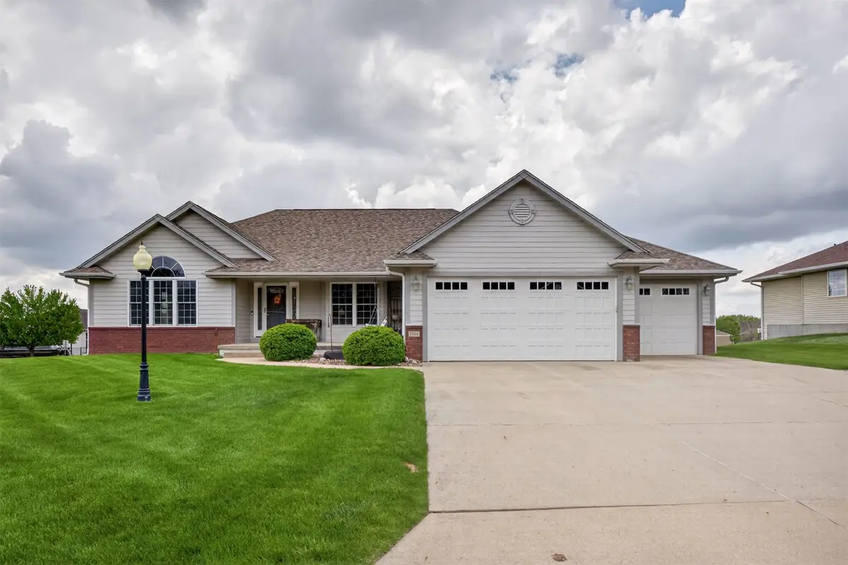 5764 NW 3rd Court, Des Moines, IA 50313 - #1