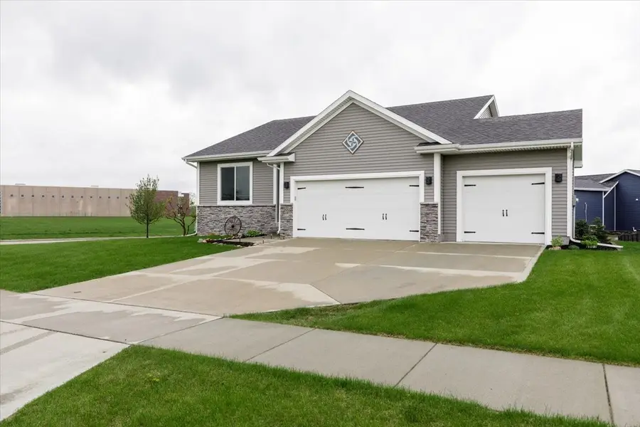 300 NW 1st Street, Waukee, IA 50263 - #2