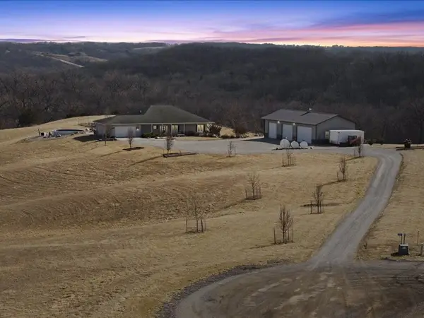 13186 Clearview Court, Moravia, IA 52571