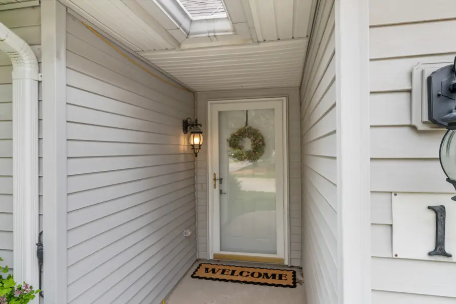 10110 Meredith Drive #1, Urbandale, IA 50322 - #3