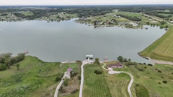 14736 Big Buck Run, Moravia, IA 52571