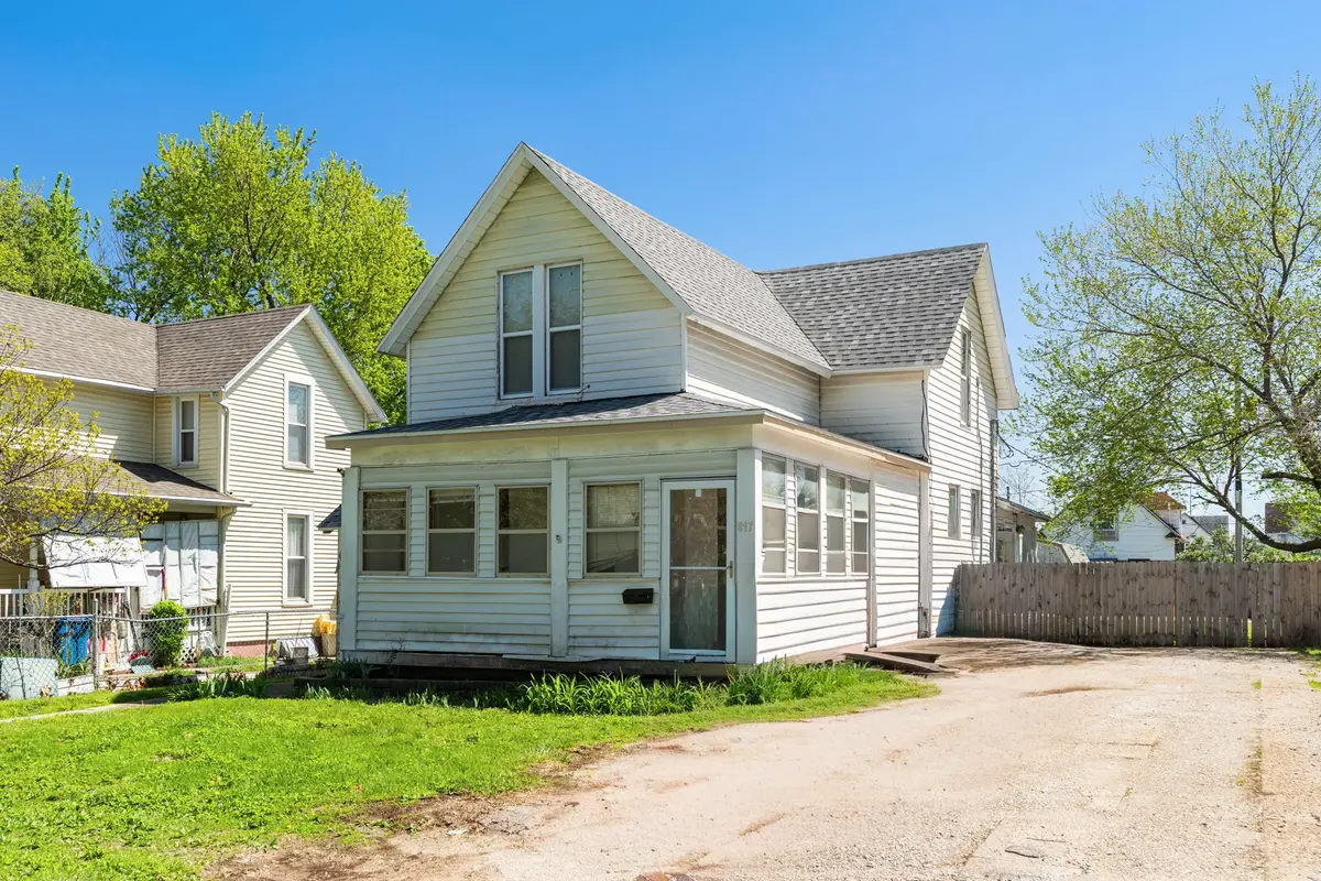 817 Buchanan Street, Des Moines, IA 50316 - #1