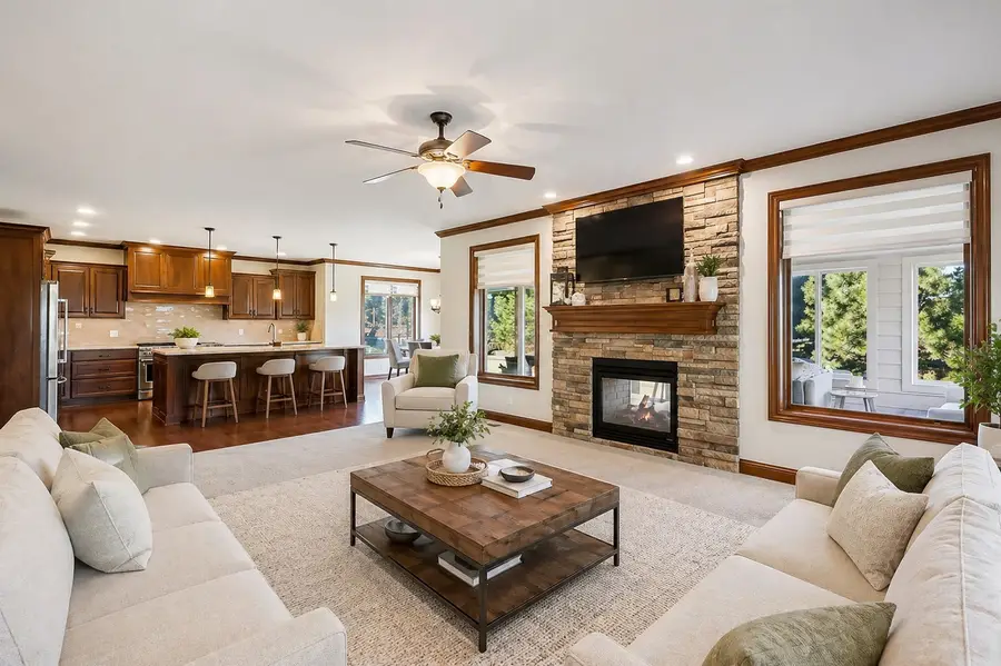 16103 Hickory Lane, Urbandale, IA 50323 - #3