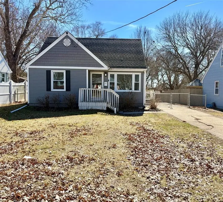 509 E Holcomb Avenue, Des Moines, IA 50313 - #1