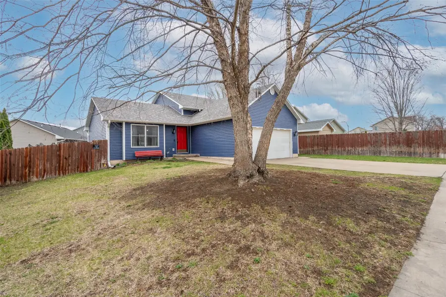 2520 Riverwoods Avenue, Des Moines, IA 50320 - #2