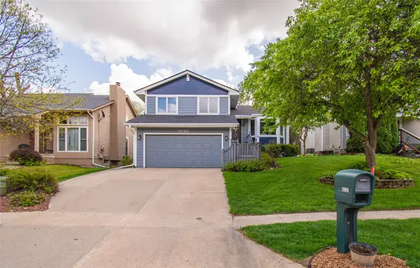 7090 Hickory Lane, Urbandale, IA 50322