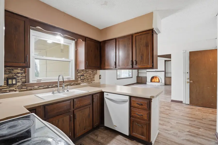 3929 Mary Lynn Drive, Urbandale, IA 50322 - #3