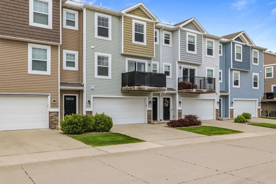 2628 NW Lois Lane, Ankeny, IA 50023 - #2