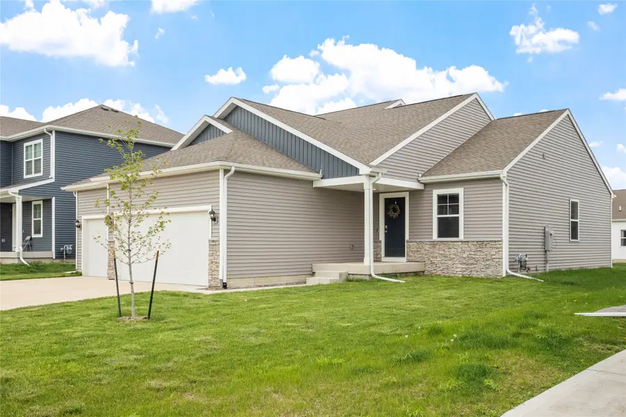10311 Southerwick Place, Johnston, IA 50131 - #2