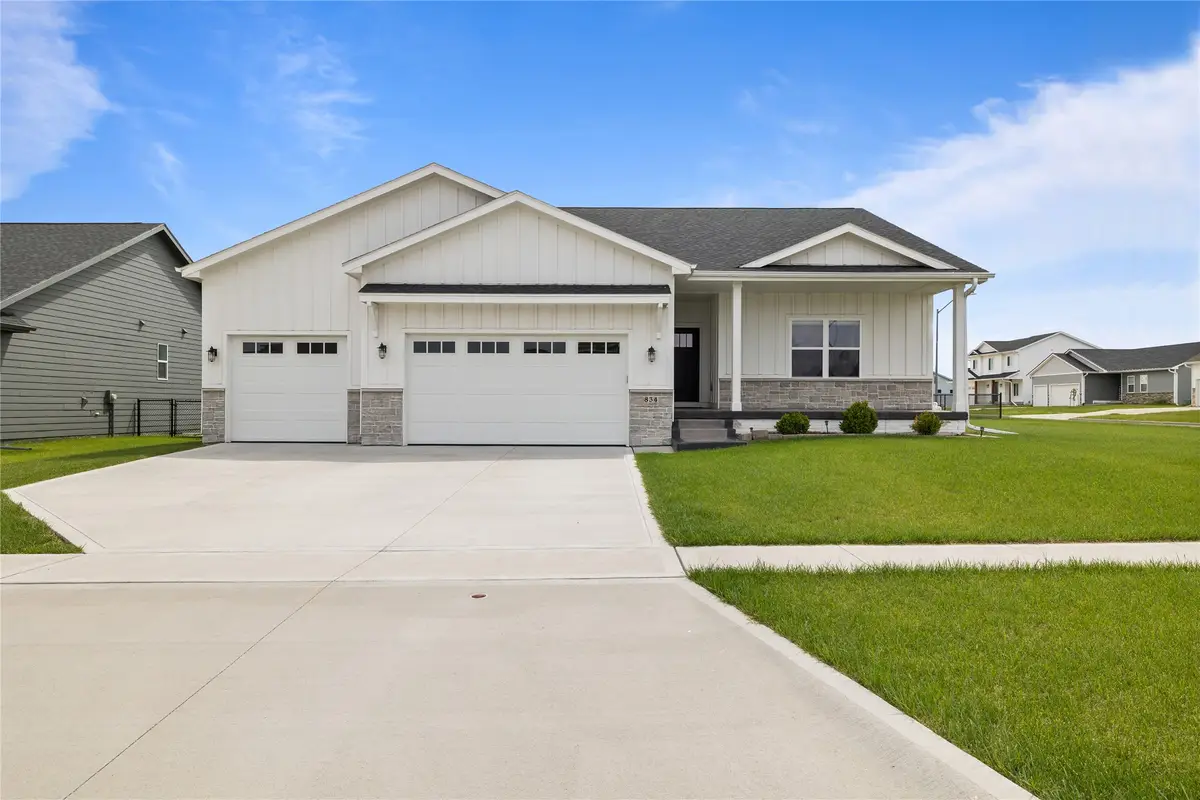 834 33rd Court Sw, Altoona, IA 50009 - #1