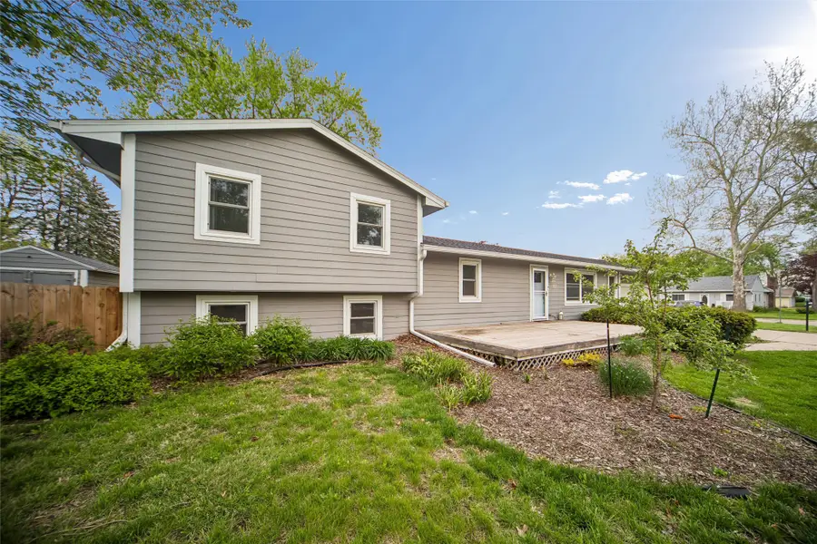 102 4th Street Se, Bondurant, IA 50035 - #2