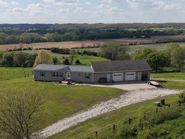 3011 Settlers Trail, St Charles, IA 50240