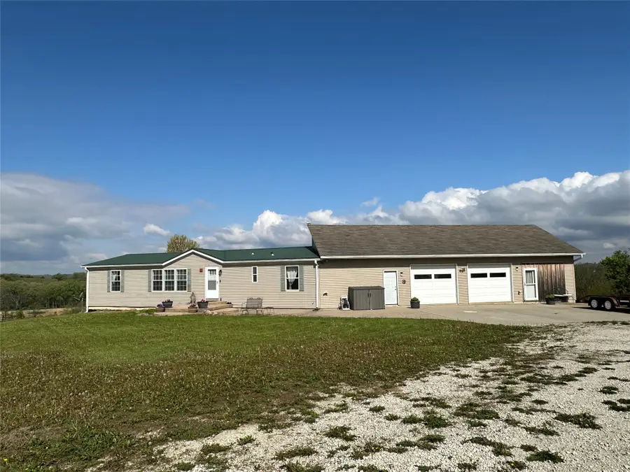 3011 Settlers Trail, Saint Charles, IA 50240 - #3