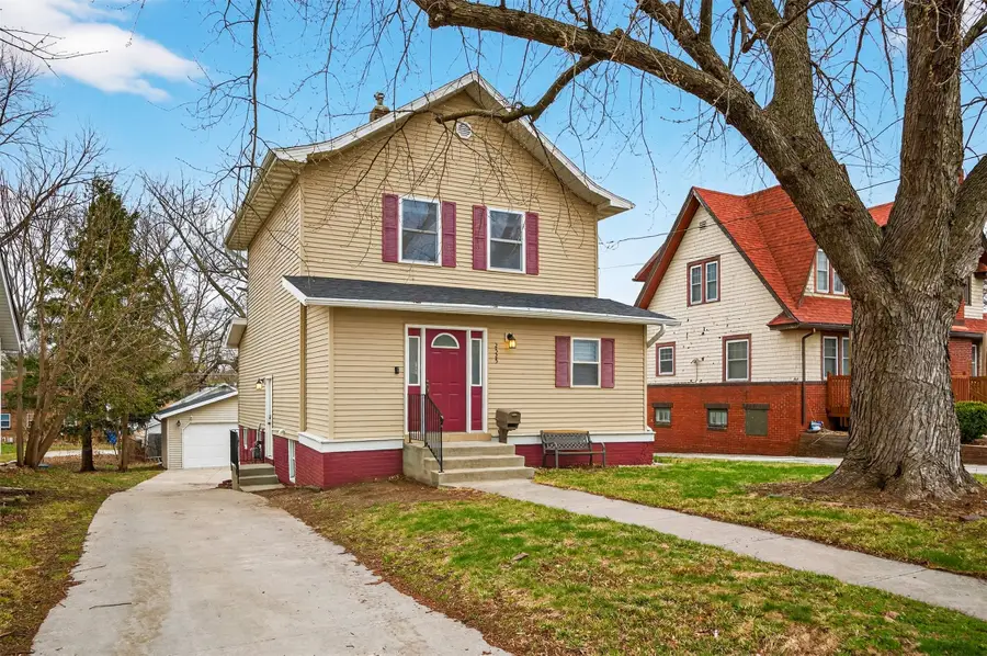 2525 Beaver Avenue, Des Moines, IA 50310 - #2