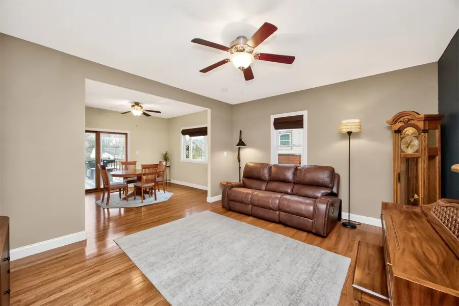 2525 Beaver Avenue, Des Moines, IA 50310 - #3