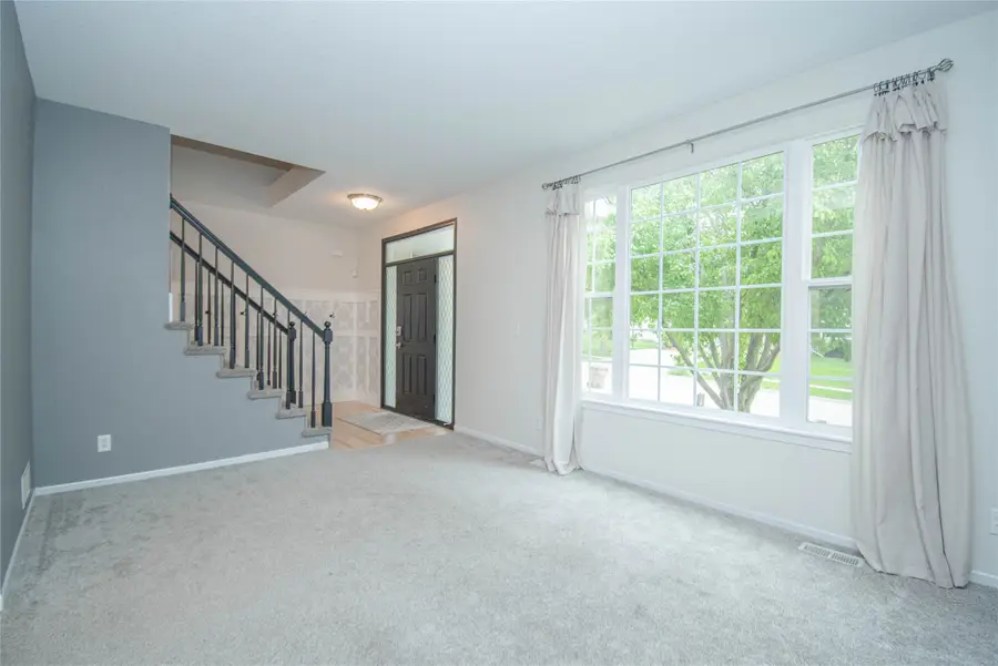 9020 Telford Circle, Johnston, IA 50131 - #2