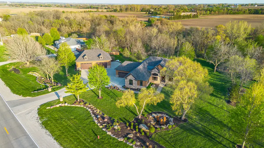 1712 E 1st Street, Huxley, IA 50124 - #2