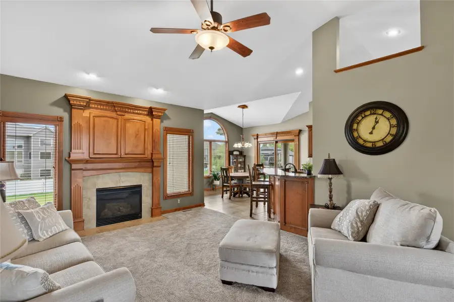 624 19th Street Sw, Altoona, IA 50009 - #3