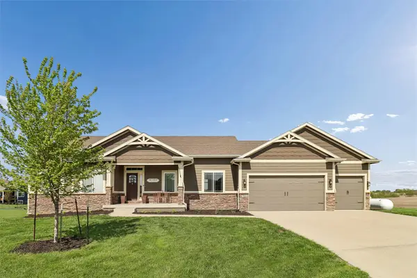 3002 Kernel Lane, Adel, IA 50003