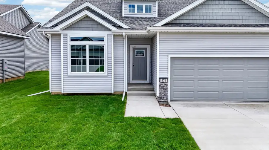 570 SE Hollow Court, West Des Moines, IA 50265 - #2