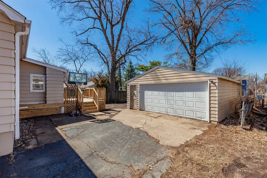 1444 55th Street, Des Moines, IA 50311 - #2