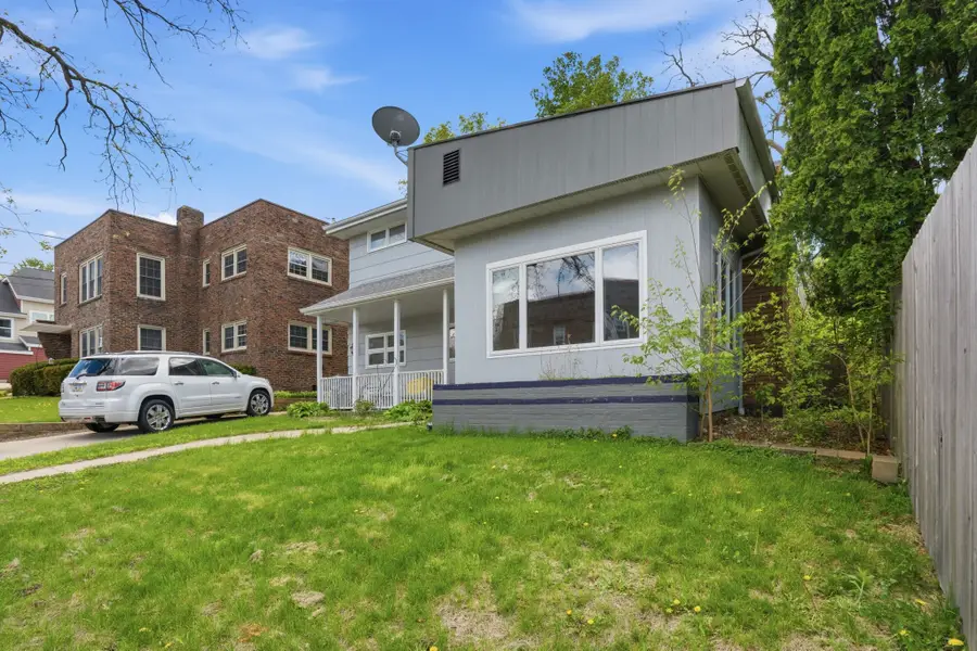 435 Gilmore Street, Dubuque, IA 52001 - #2