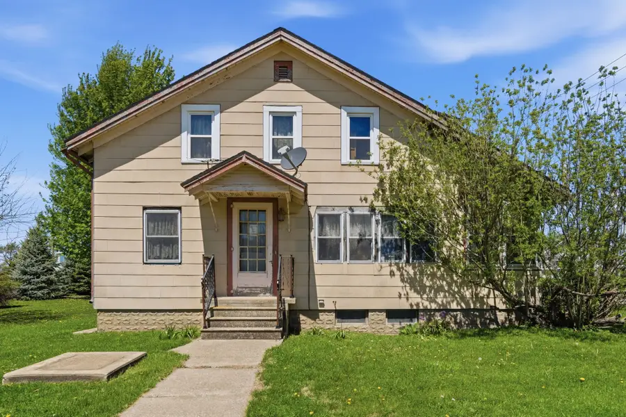 200 Sycamore Avenue, Garrison, IA 52229 - #2