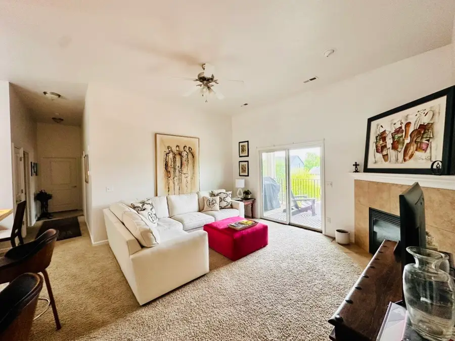 6350 Coachlight Drive #1304, West Des Moines, IA 50266 - #3