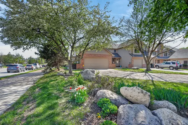 1070 50th Street #1A, West Des Moines, IA 50266