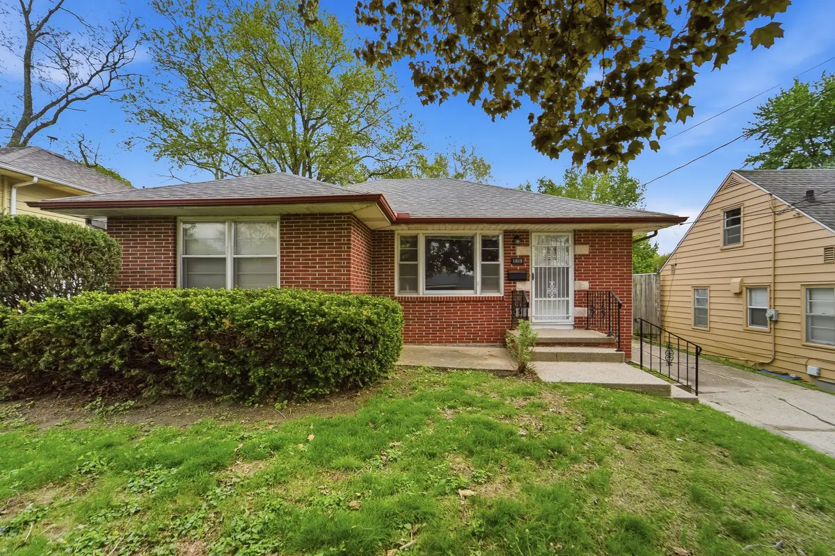 1809 E 31st Street, Des Moines, IA 50317 - #1