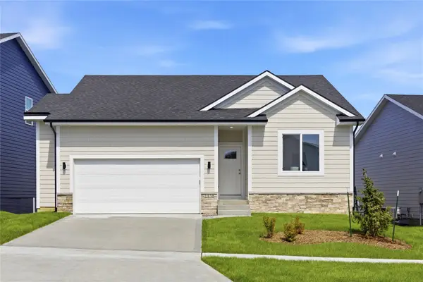 1458 S 91st Street, West Des Moines, IA 50266