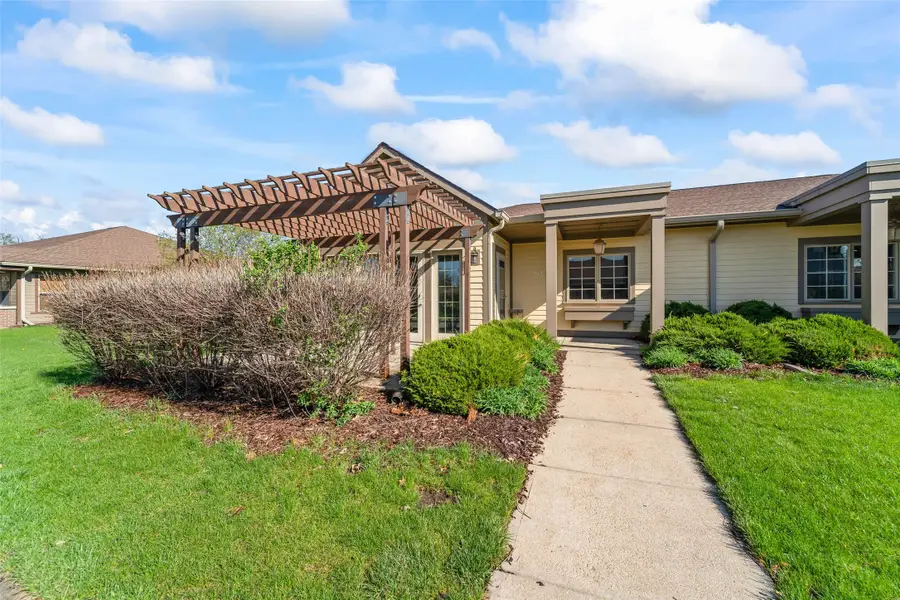 707 Timberland Drive, Story City, IA 50248 - #2