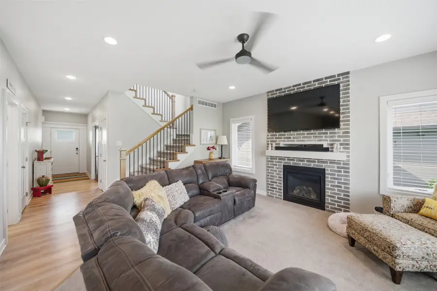5421 150th Street, Urbandale, IA 50323 - #3