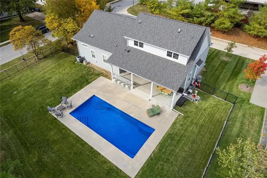 335 31st Street, Des Moines, IA 50312 - #3