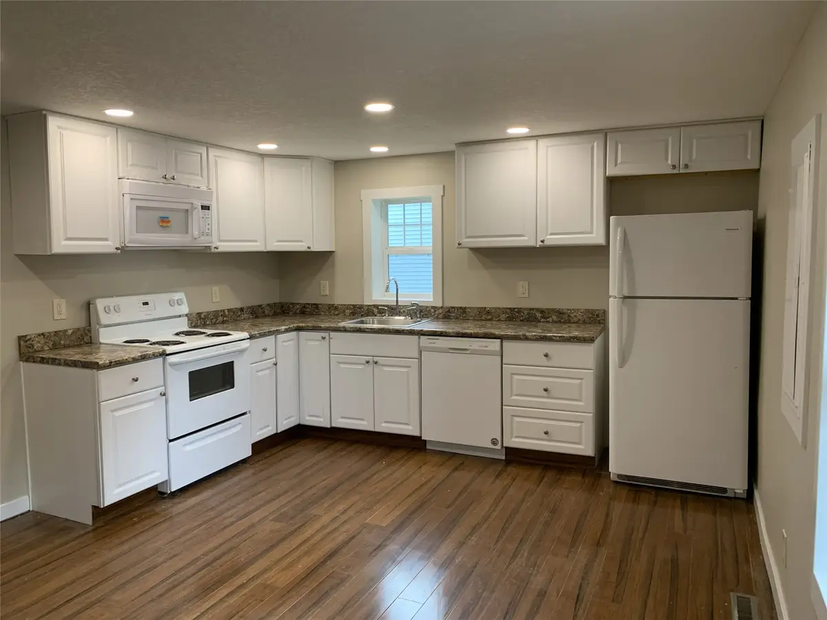 512 N Division Street, Stuart, IA 50250 - #1