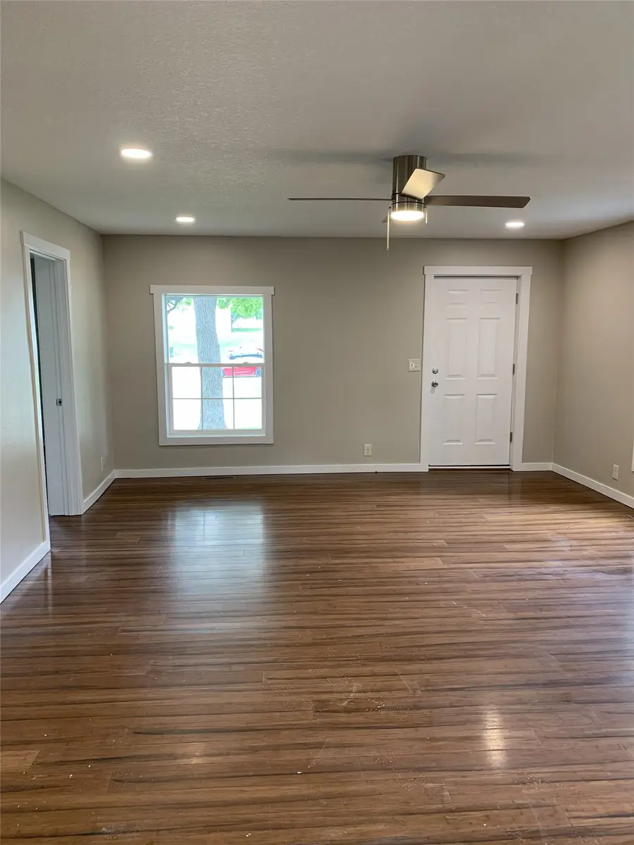 512 N Division Street, Stuart, IA 50250 - #3
