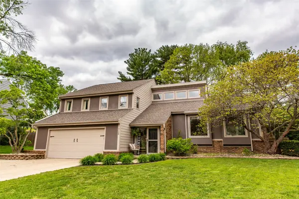 724 46th Place, West Des Moines, IA 50265