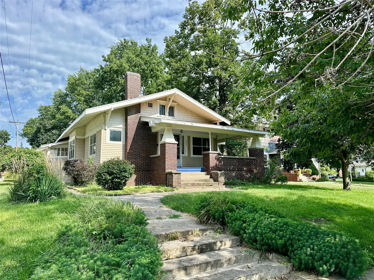 305 S Chestnut Street, Jefferson, IA 50129 - #1