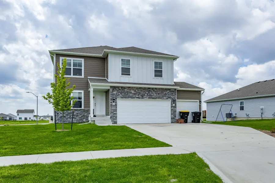 1115 Spruce Street, Waukee, IA 50263 - #2