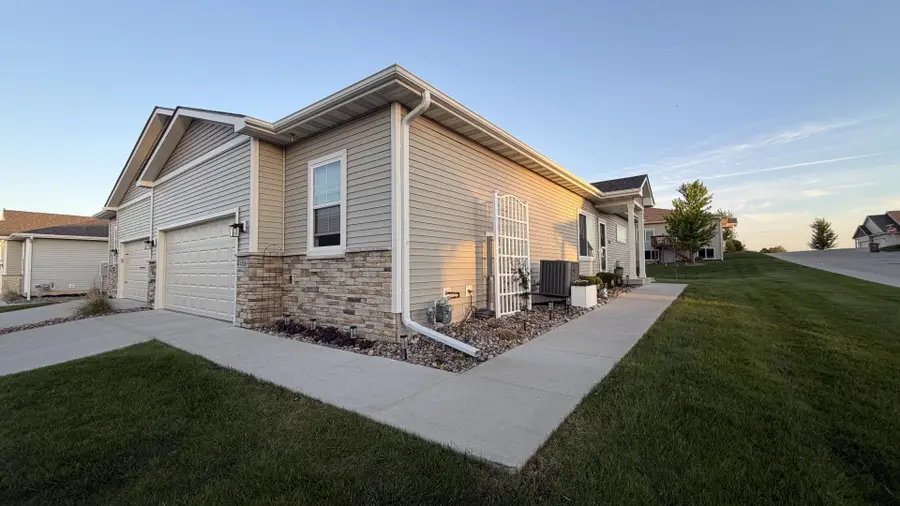 1458 Primrose Drive Se, Altoona, IA 50009 - #2