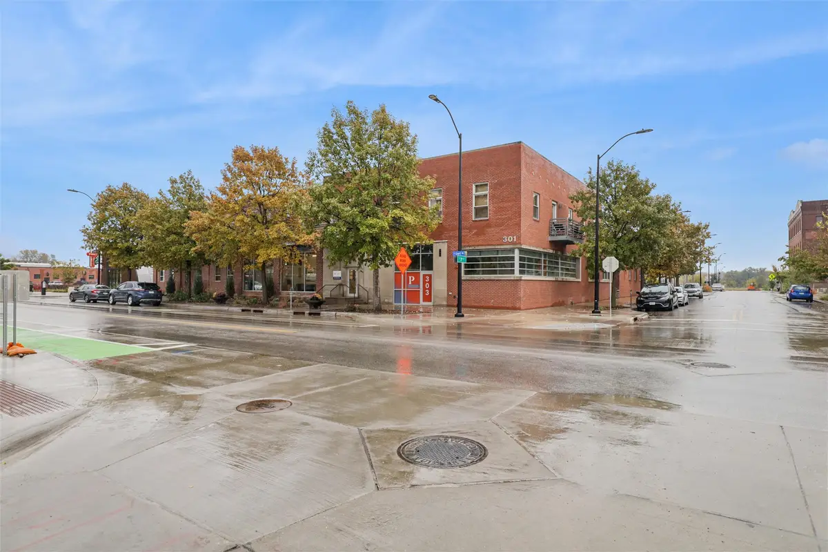 301 E Court Avenue #207, Des Moines, IA 50309 - #1