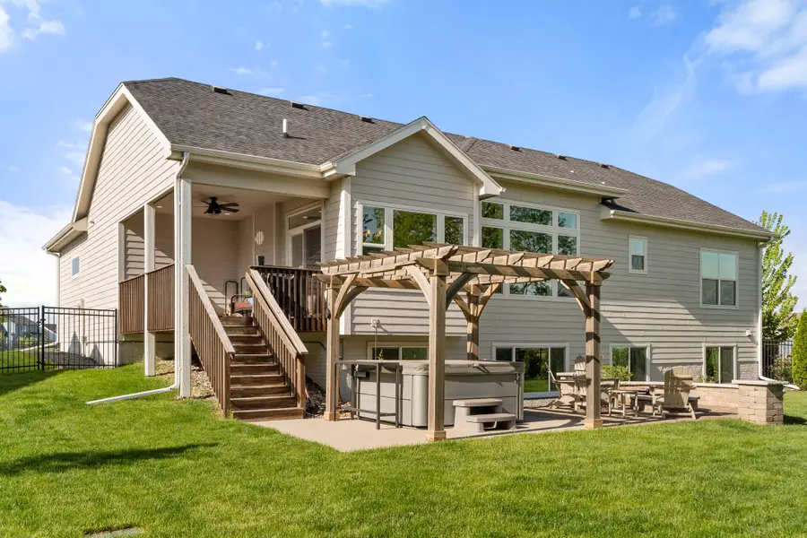 3409 NE 8th Street, Ankeny, IA 50021 - #3