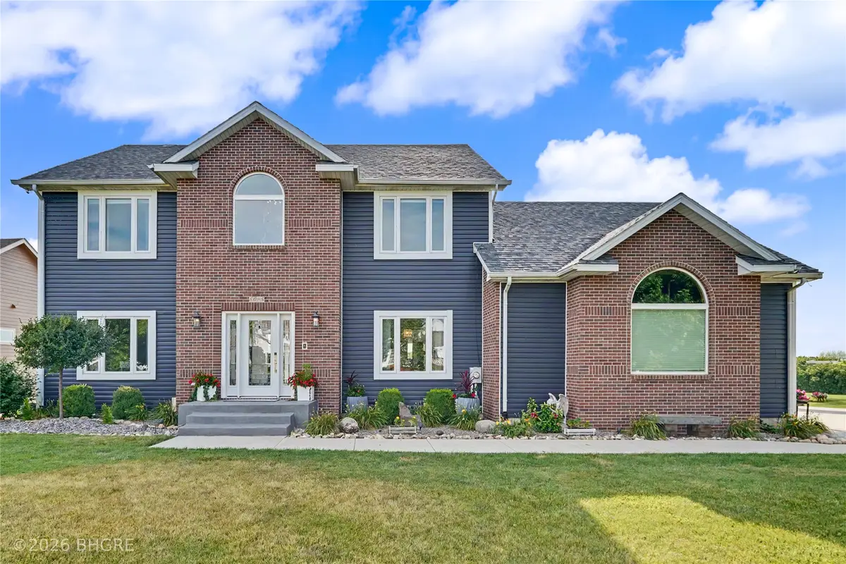 5085 Copper Creek Drive, Pleasant Hill, IA 50327 - #1