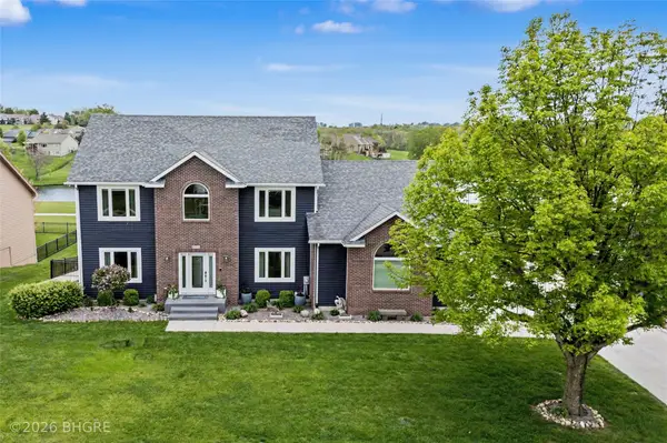 5085 Copper Creek Drive, Pleasant Hill, IA 50327
