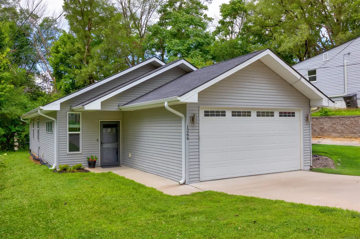 1266 E 36th Court, Des Moines, IA 50317 - #1