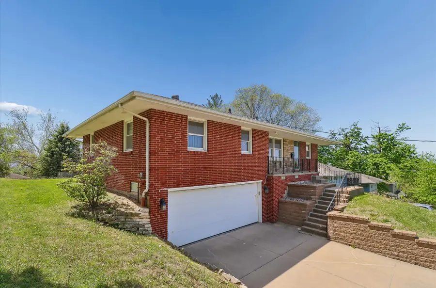 2535 Hull Avenue, Des Moines, IA 50317 - #3